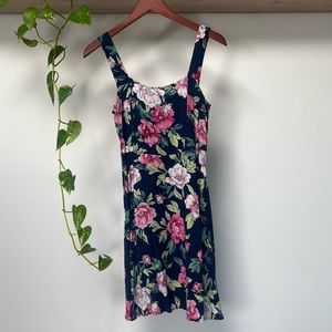 Flower Dress by Jacqueline de YONG